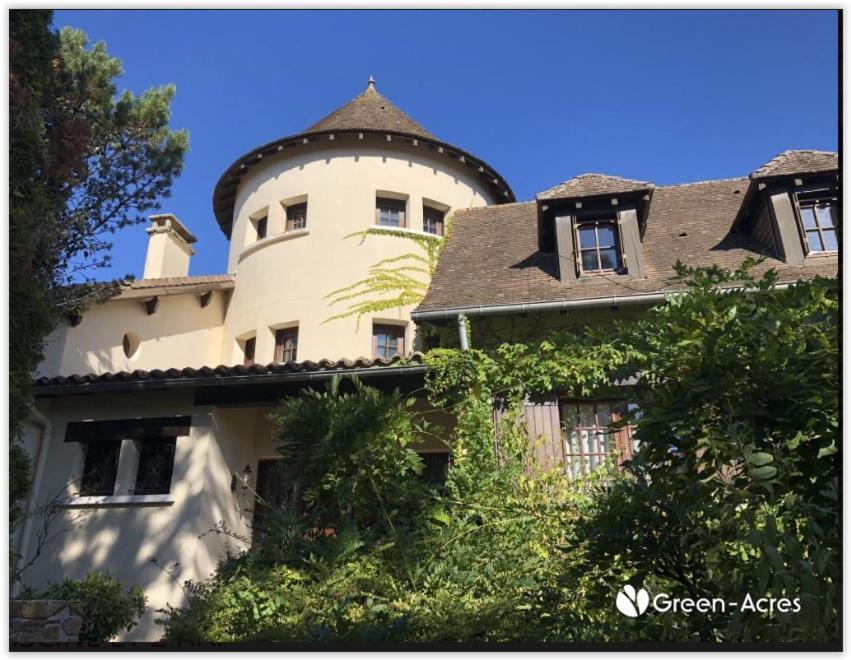 Bed and Breakfast Le Fuchier Saint-Martin-de-Fressengeas Exterior foto